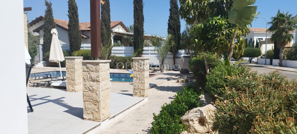 House (Detached) in Agia Thekla, Famagusta for Sale - 1