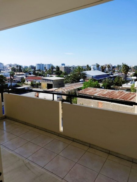 1 Bed Apartment for Rent in Mackenzie, Larnaca - 2