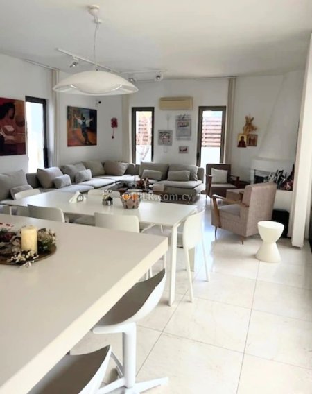 For Sale €790,000 House 5 bedrooms Lakatameia, Lakatamia Nicosia - 3