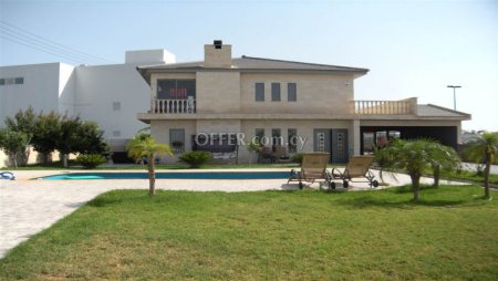 For Sale €2,200,000 House 4 bedrooms Leivadia, Livadia Larnaca