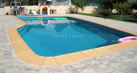 For Sale €2,200,000 House 4 bedrooms Leivadia, Livadia Larnaca - 9