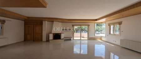 For Sale €430,000 House 4 bedrooms Lakatameia, Lakatamia Nicosia - 4