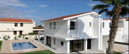 For Sale €490,000 House 4 bedrooms Leivadia, Livadia Larnaca - 4