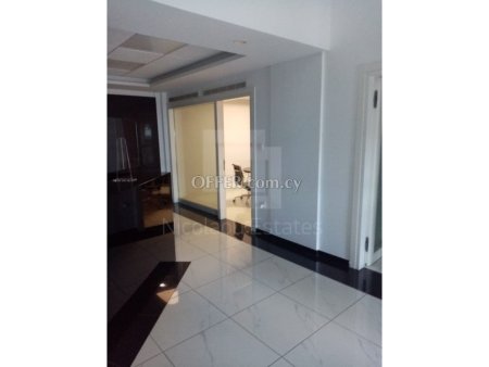 Seafront ground floor office for rent in Molos area - 2