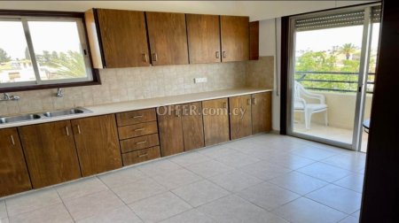 For Sale €159,000 Apartment 3 bedrooms Larnaka (Center), Larnaca Larnaca