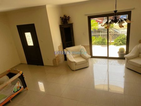 4 Bedroom Semi Detached House For Sale - 11