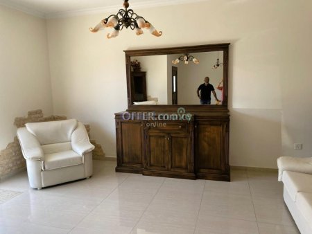 4 Bedroom Semi Detached House For Sale - 10