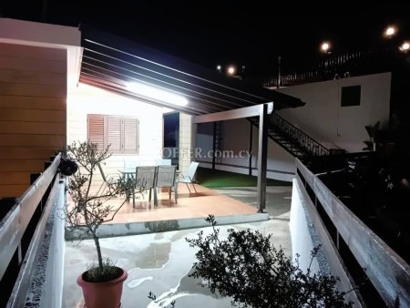 Traditional House for rent - 10