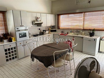 Excellent Location 7+1 Bedrooms House In Strovolos, Nicosia - 5