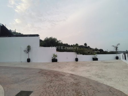 Traditional House for rent - 6