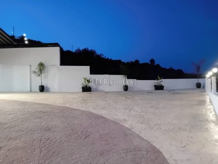 Traditional House for rent - 5