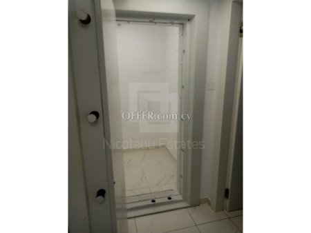Seafront ground floor office for rent in Molos area - 3