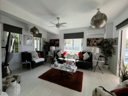 4 Bed Detached Villa for sale in Tala, Paphos - 11