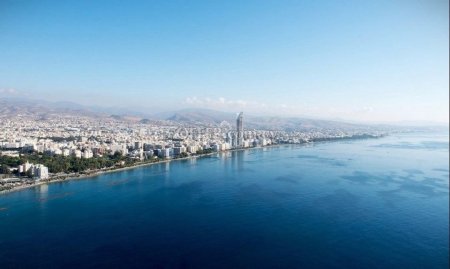 SEAFRONT THREE BEDROOM APARTMENT IN NEAPOLIS TOURIST AREA - 9