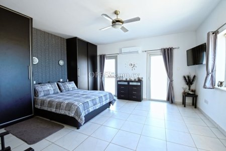 5 Bed Detached Villa for Sale in Paralimni, Ammochostos - 6