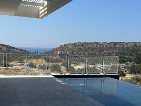 6 Bed Detached Villa for rent in Agios Tychon, Limassol - 11