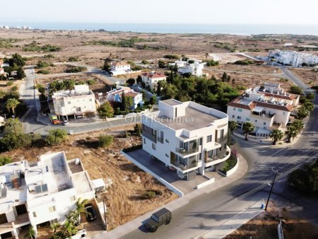 Modern Two Bedroom Apartment in Paralimni