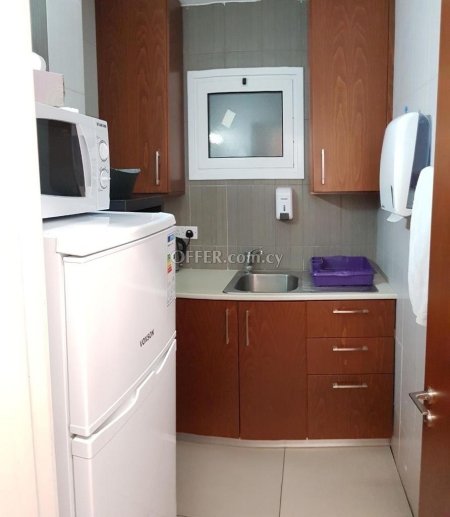 Office for rent in Agia Zoni, Limassol - 2