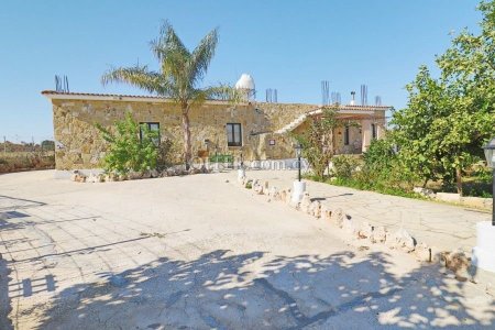 2 Bed Detached Bungalow for sale in Choletria, Paphos