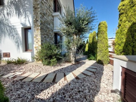 Five Bedroom detached Villa in Larnaca