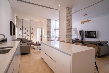 6 Bed Detached Villa for Sale in Peyia, Paphos - 8