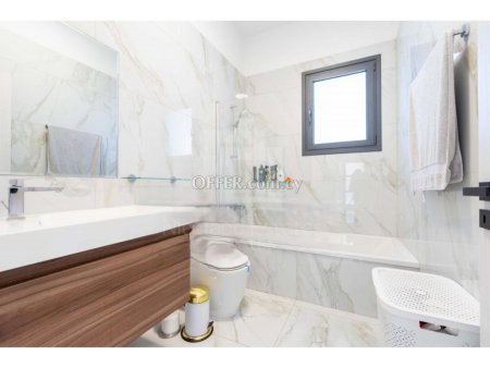 Detached five bedroom villa in Potamos Germasogeia area - 4