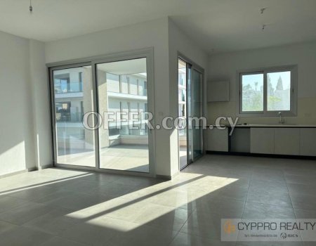 Brand New 3 Bedroom Apartment in Agios Tychonas - 4