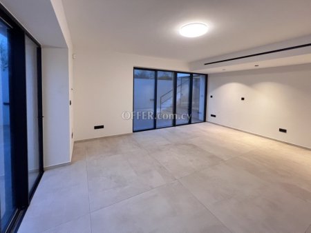 7-bedroom Detached Villa 778 sqm in Latsia - 4