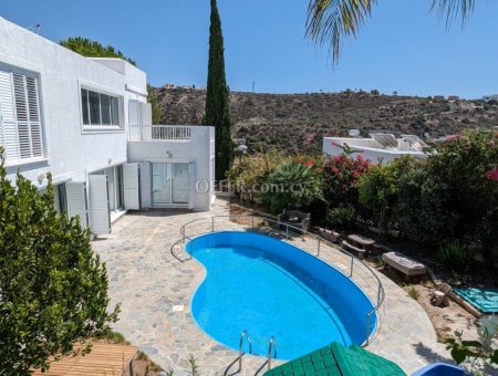 3-bedroom Detached Villa 171 sqm in Pissouri