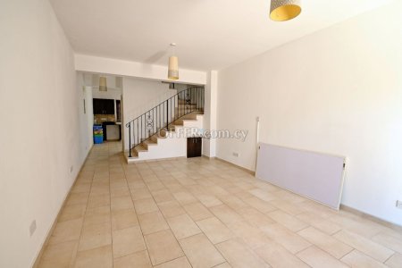 2 Bed Townhouse for Sale in Paralimni, Ammochostos - 9