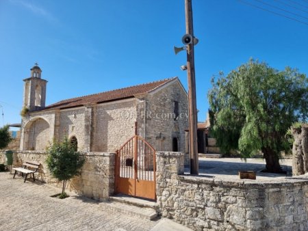 2-bedroom Village House 80 sqm in Agios Amvrosios - 11