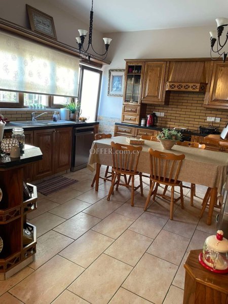 3-bedroom Semi-detached Villa 131 sqm in Larnaca (Town) - 5