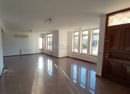 4-bedroom Detached Villa 220 sqm in Strovolos - 7