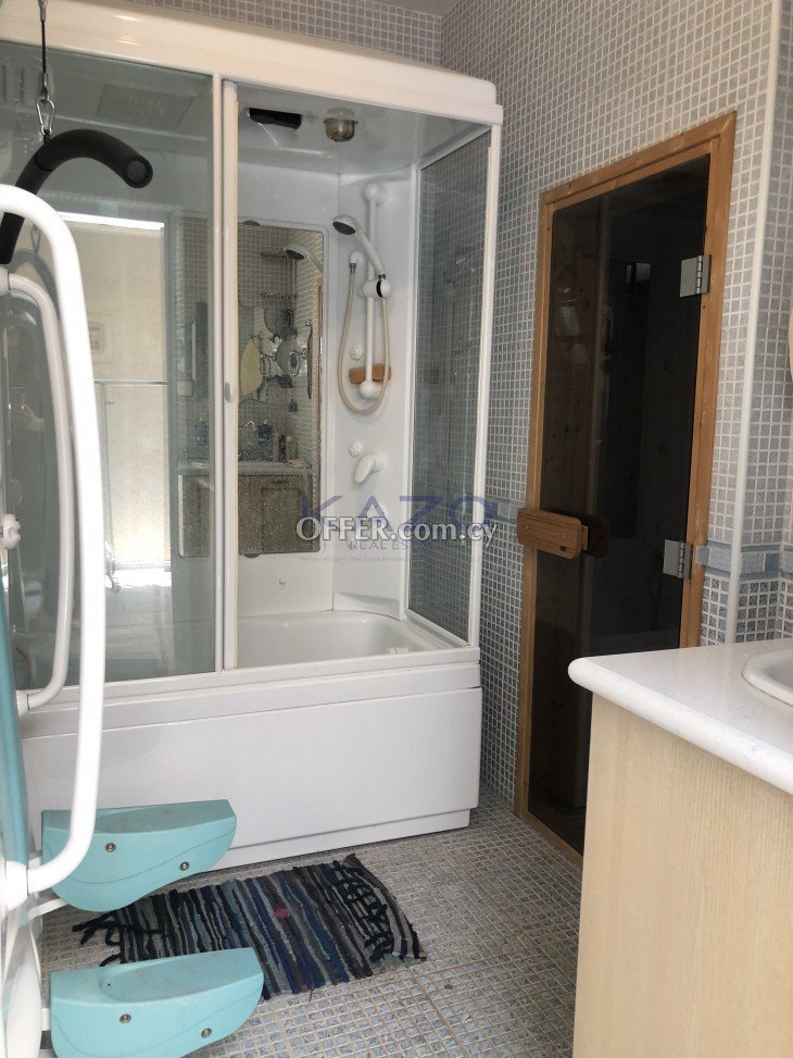 Four Bedroom Villa with Private Pool for Sale in Mouttagiaka Area - 3