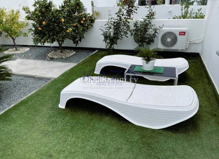 Spacious Five Bedroom Detached House for Sale in Parekklisia Area - 2