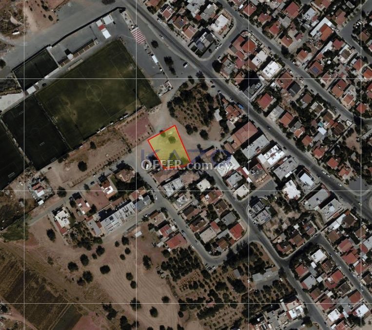 Residential Land for Sale in Kato Polemidia (Right of Way) - 2