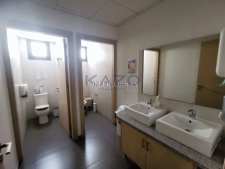 Commercial Open Plan Office For Rent in Omonoia Area - 4