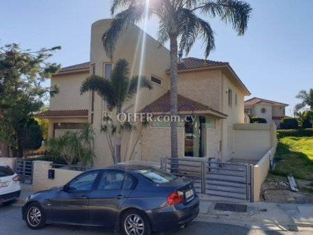 Spacious Detached House with Pool and Sea View in Agios Athanasios