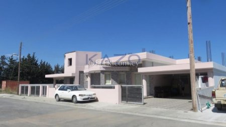Spacious Three Plus One Bedroom House in Peaceful Trachoni - Main Photo