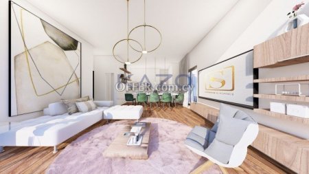 Spacious 3 Bedroom Apartment with Pool in City Center
