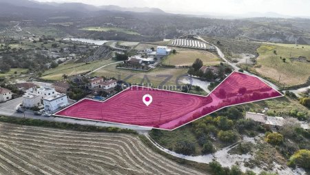 Residential Field in Kampia, Nicosia