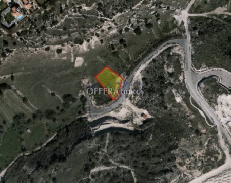 Residential Plot in Agios Tychonas - 2
