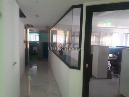 Commercial Sea Front Office  for Sale in Neapolis - 10