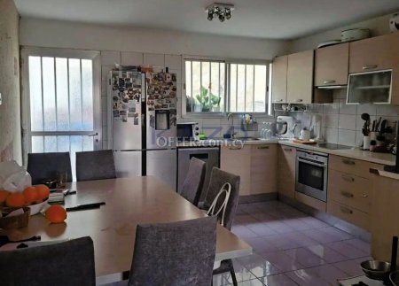 Excellent Three Bedroom Maisonette for Sale in Mesa Geitonia Area - 6