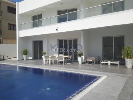 Five Bedroom Detached House for Sale in Panthea - 7
