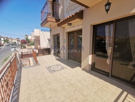 Spacious Four Bedroom Kolossi Apartment for Rent - 12
