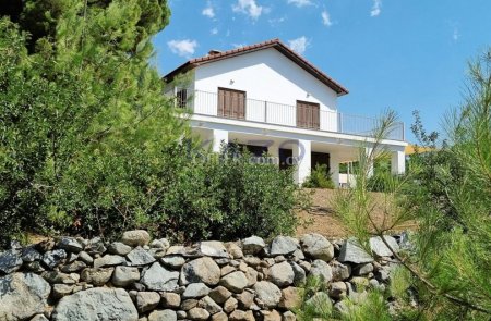 Detached Forest House for Rent in Moniatis Area - 11