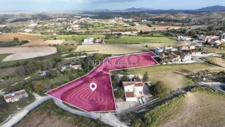 Residential Field in Kampia, Nicosia - 2