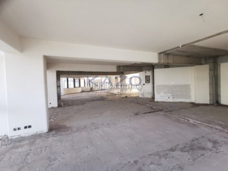 Top Floor Office Space for Sale in Agia Zoni Area - 5