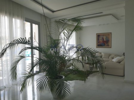 Five Bedroom Detached House for Sale in Panthea - 4
